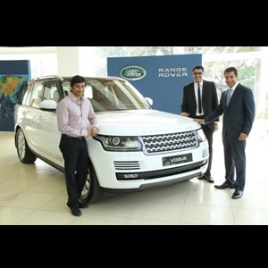 jaguar-land-rover-opens-new-flagship-showroom-in-coimbatore-tamilnadu
