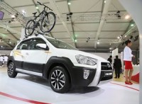 2014-auto-expo-toyota-etios-cross