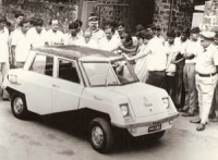 shankarraos-1971-final-production-display-car-meera-pune