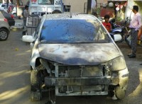 toyota-etios-burns-38-year-old-man-to-death-at-new-delhi