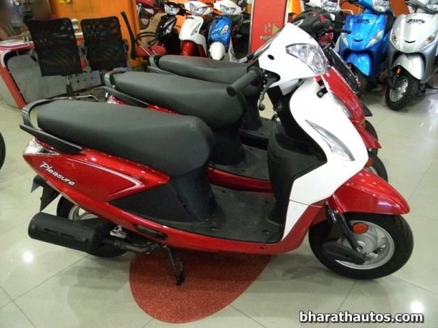 Stand Up Electric Scooter >> 2014 Hero Pleasure: All that you need to know Stand Up Electric Scooter >> 2014 Hero Pleasure: All that you need to know