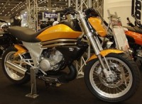mahindra-150cc-performance-motorcycle