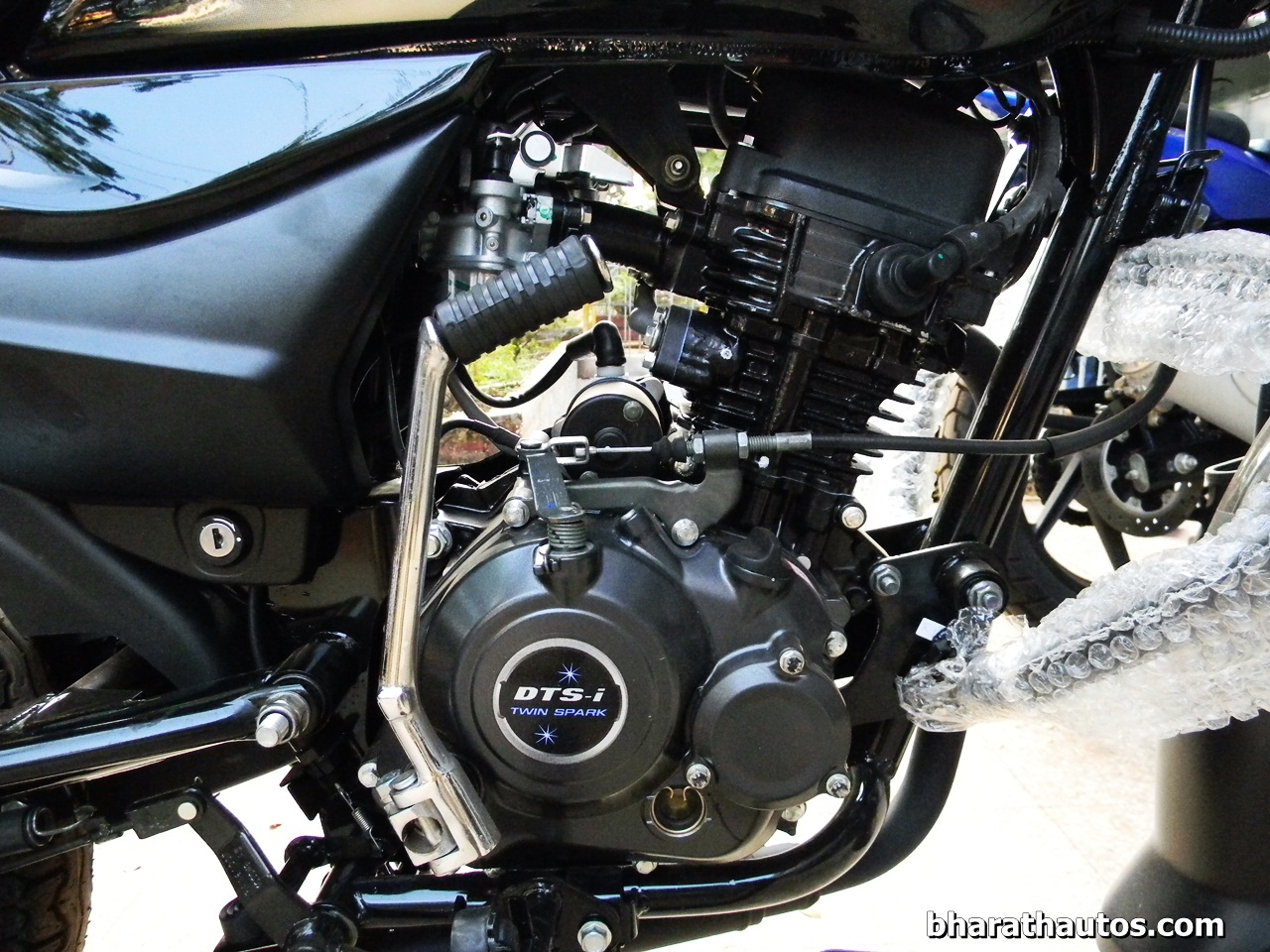 New Bajaj Platina ES: A Very Short Test Ride Experience