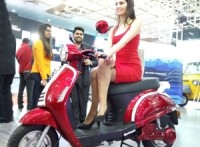 lohia-auto-lithium-ion-battery-operated-electric-two-three-wheelers-2016-auto-expo