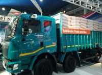 mahindra-blazo-series-mahindra-loadking-optimo-tipper-2016-auto-expo