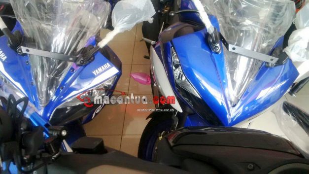 2017-yamaha-r15-v2-facelift-front-images-pictures-photos-snaps