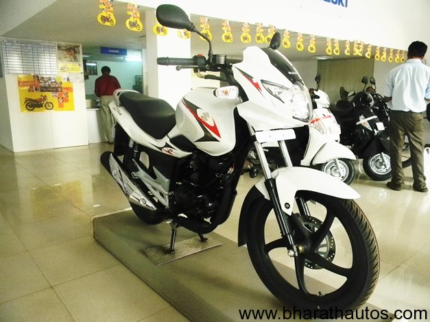  Suzuki GS1 0R lanzado en Rs.  , /-