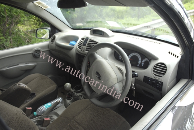 Mahindra Quanto Mpv Dashview Bharathautos Automobile