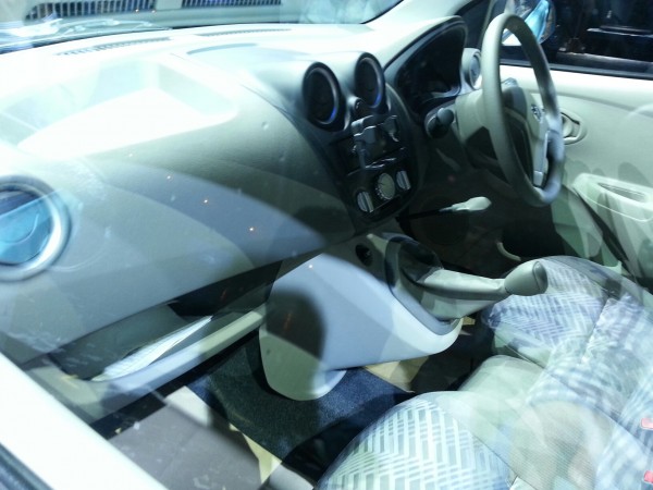 Datsun Go Interiors Bharathautos Automobile News Updates