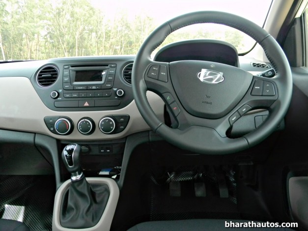 Hyundai-Grand-i10-DashView-India