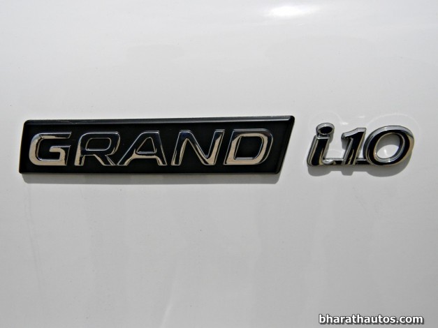 Hyundai-Grand-i10-LogoView-India