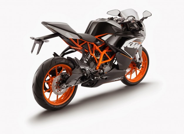 KTM-Duke-RC-200-India-Rear-View