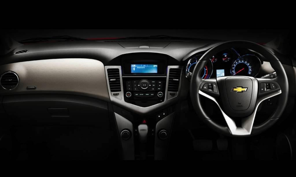 New 2013 Chevrolet Cruze Inside View Bharathautos