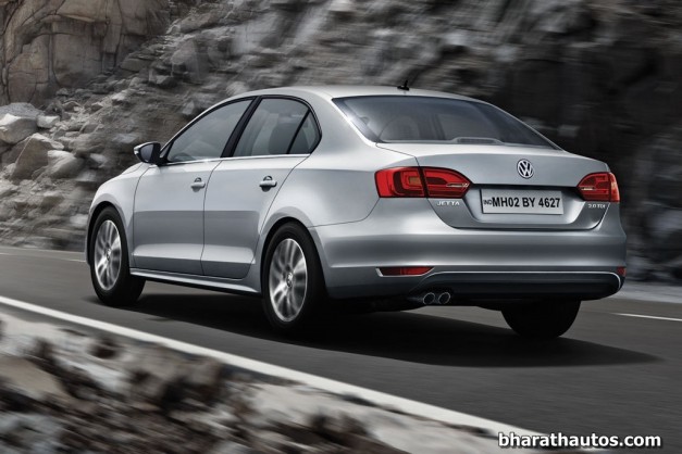 New-Volkswagen-Jetta-facelift-India-Rear-View