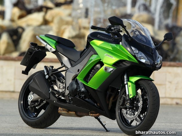 2014-Kawasaki-Z1000-SX-India