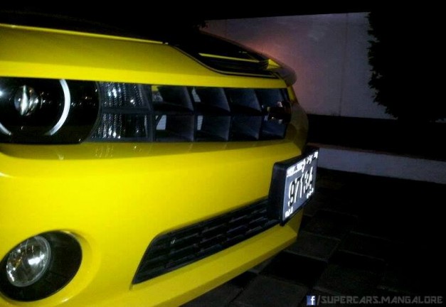 Chevrolet-Camaro-Bumblebee-Mangalore-003