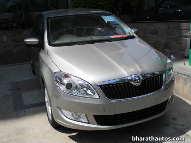 New-2014-Skoda-Rapid-Exterior-View-India