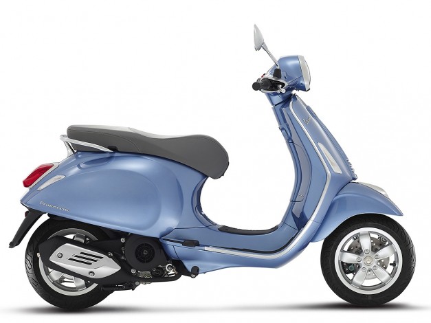 New-Piaggio-Vespa-Primavera-India-Side-View