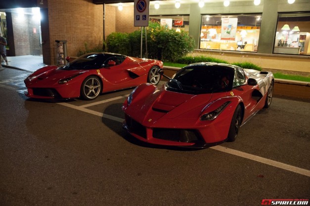 ferrari-laferrari-flexes-963hp-muscle-on-highway-while-audi-r8-v10-plus-follows-front-view