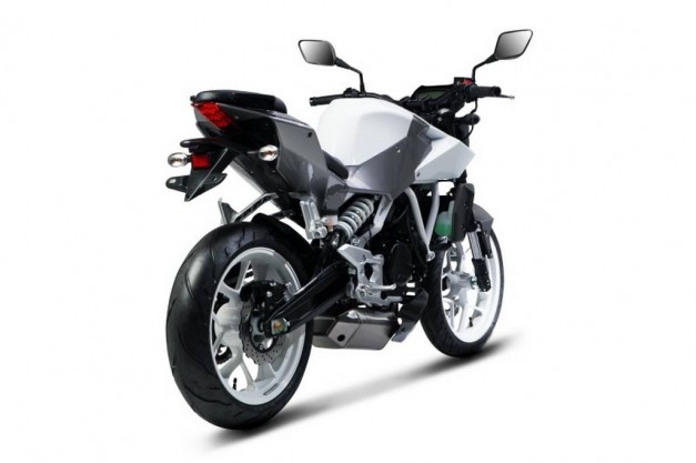 2014-Hyosung-GD250N-EXIV-Rear-View-India