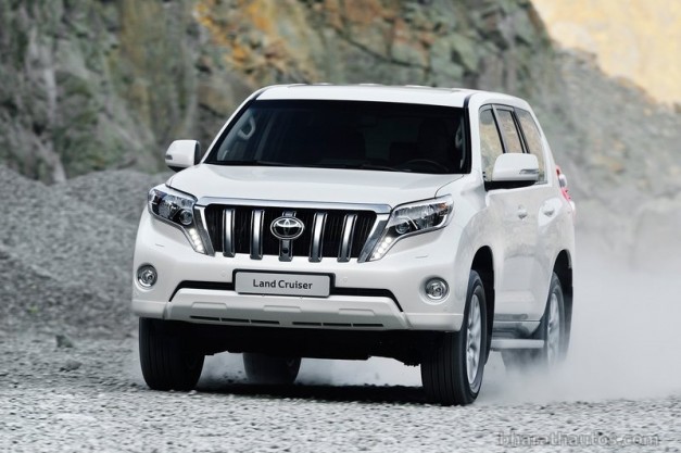 2014-toyota-land-cruiser-prado-facelift-front-view-india