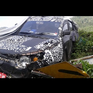 Mahindra S101 Compact SUV crashed while testing, 4 years ... Mahindra S101 Compact SUV crashed while testing, 4 years ...