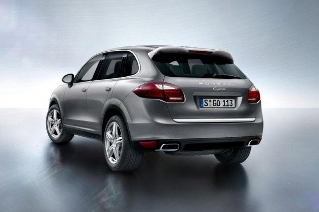 porsche-cayenne-platinum-edition-rear-view
