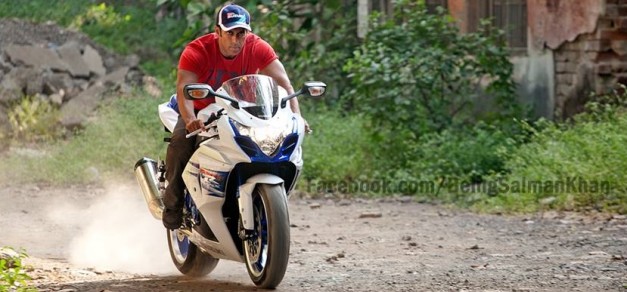 salman-khan-ride-suzuki-gsx-r1000z-special-edition-india