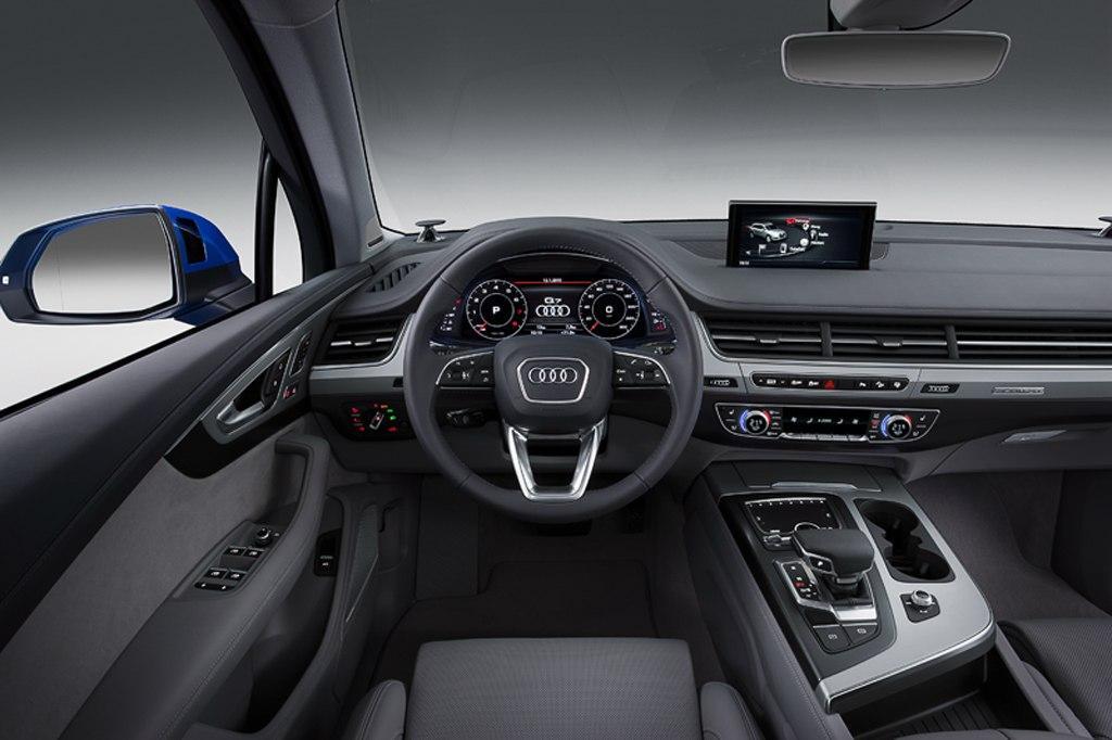2016 Audi Q7 India Inside Seating Bharathautos