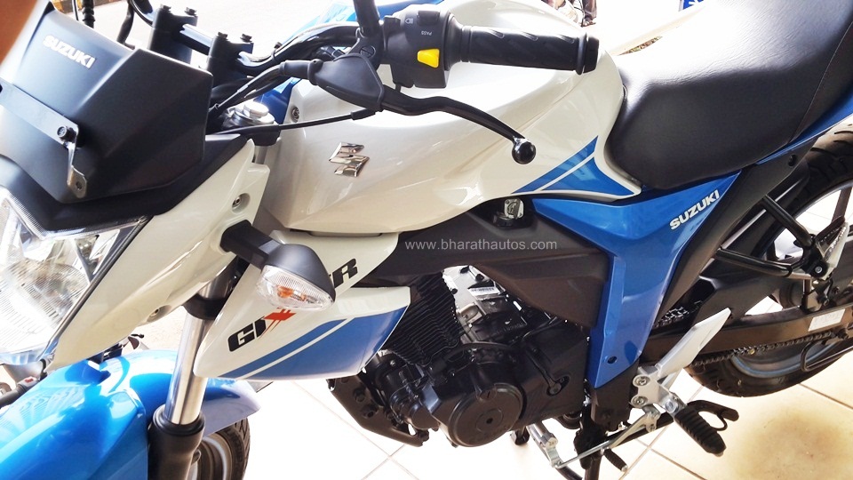 GALLERY: Suzuki Gixxer 155 in Metallic Triton Blue with ...