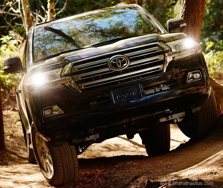 2016 Toyota Land Cruiser 200 (facelift) on-sale in India 