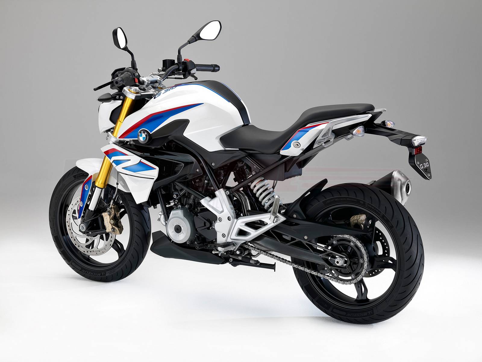 TVS-BMW lovechild, the G310R breaks cover; Bajaj-KTM should be ...