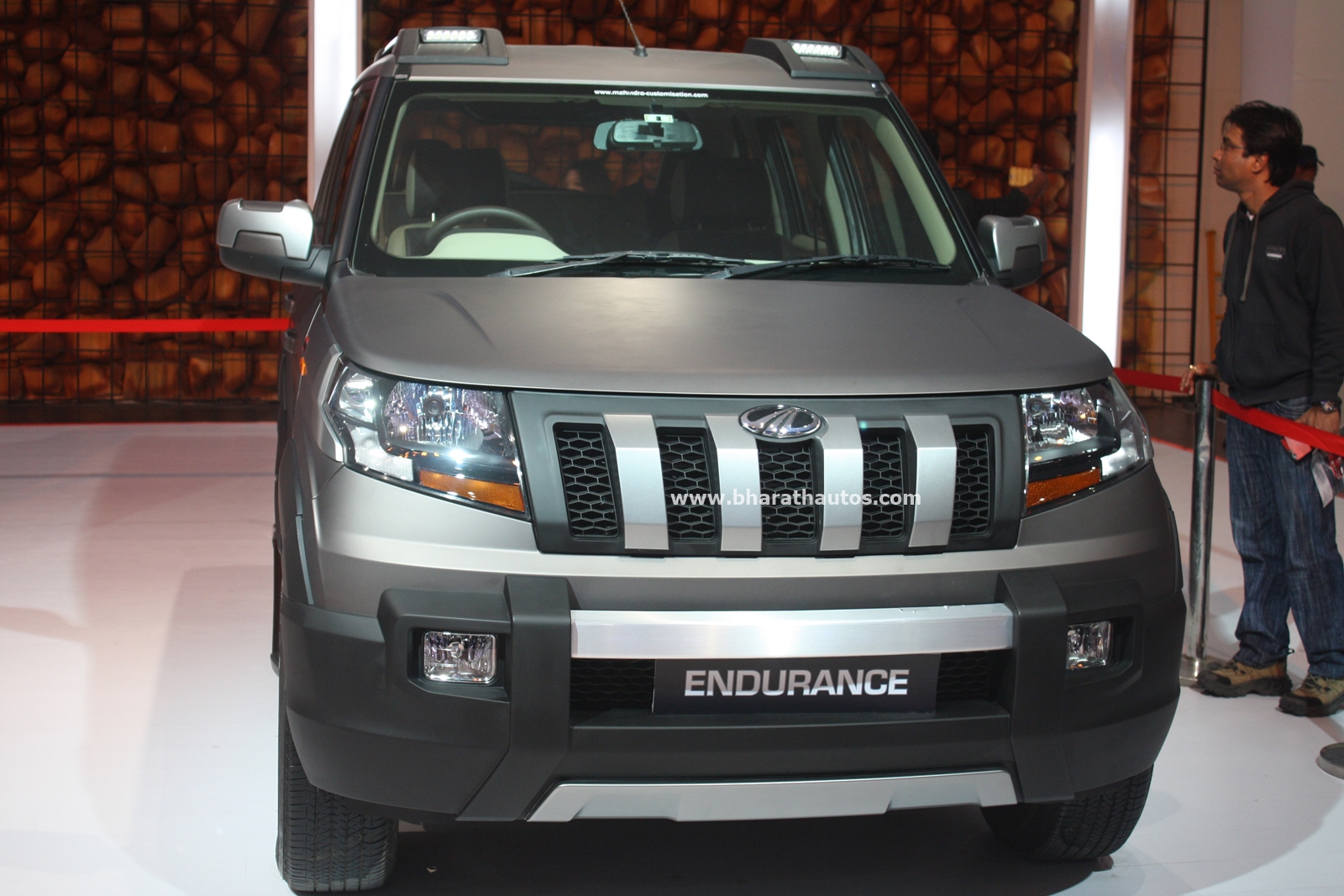 mahindratuv300enduranceeditioncustomizedvehicle2016autoexpo