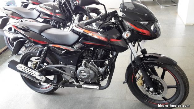 2017-bajaj-pulsar-180-bs-iv-pictures-photos-images-snaps-video