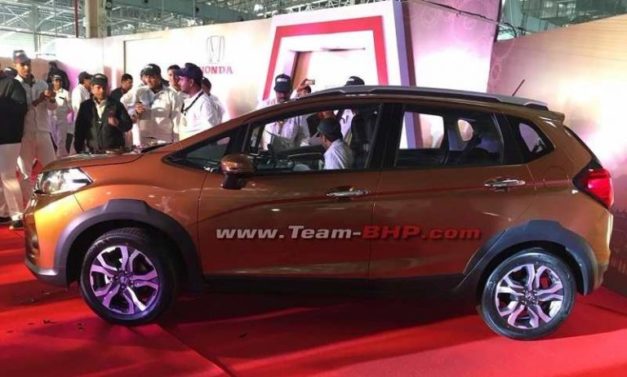 honda-wr-v-jazz-crossover-side-india-pictures-photos-images-snaps-video
