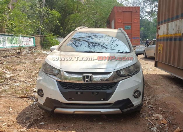 honda-wr-v-vx-india-white-exterior-outside-pictures-photos-images-snaps