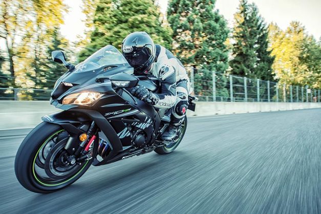 2017-kawasaki-ninja-zx-10rr-new-model-india-pictures-photos-images-snaps