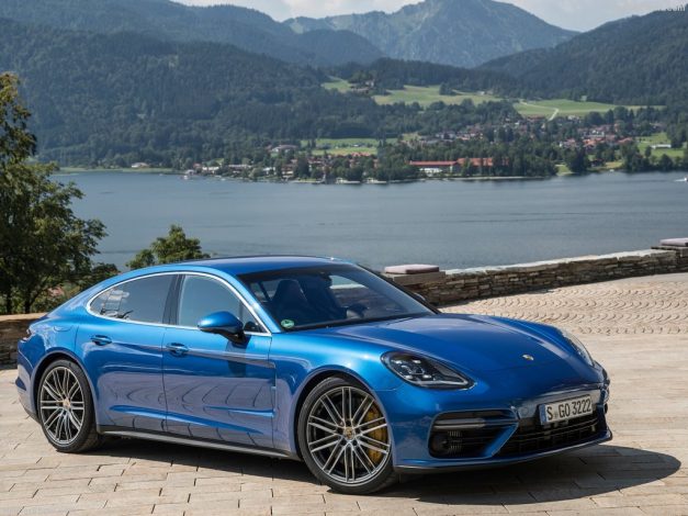 2017-porsche-panamera-turbo-second-gen-india-pictures-photos-images-snaps-gallery-video