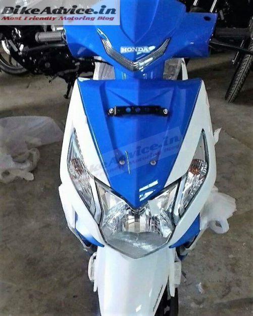 new-2017-honda-dio-white-blue-matte-dual-tone-paint-scheme-colours
