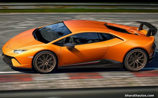 lamborghini-huracan-performante-exterior-outside-india-pictures-photos-images-snaps-gallery