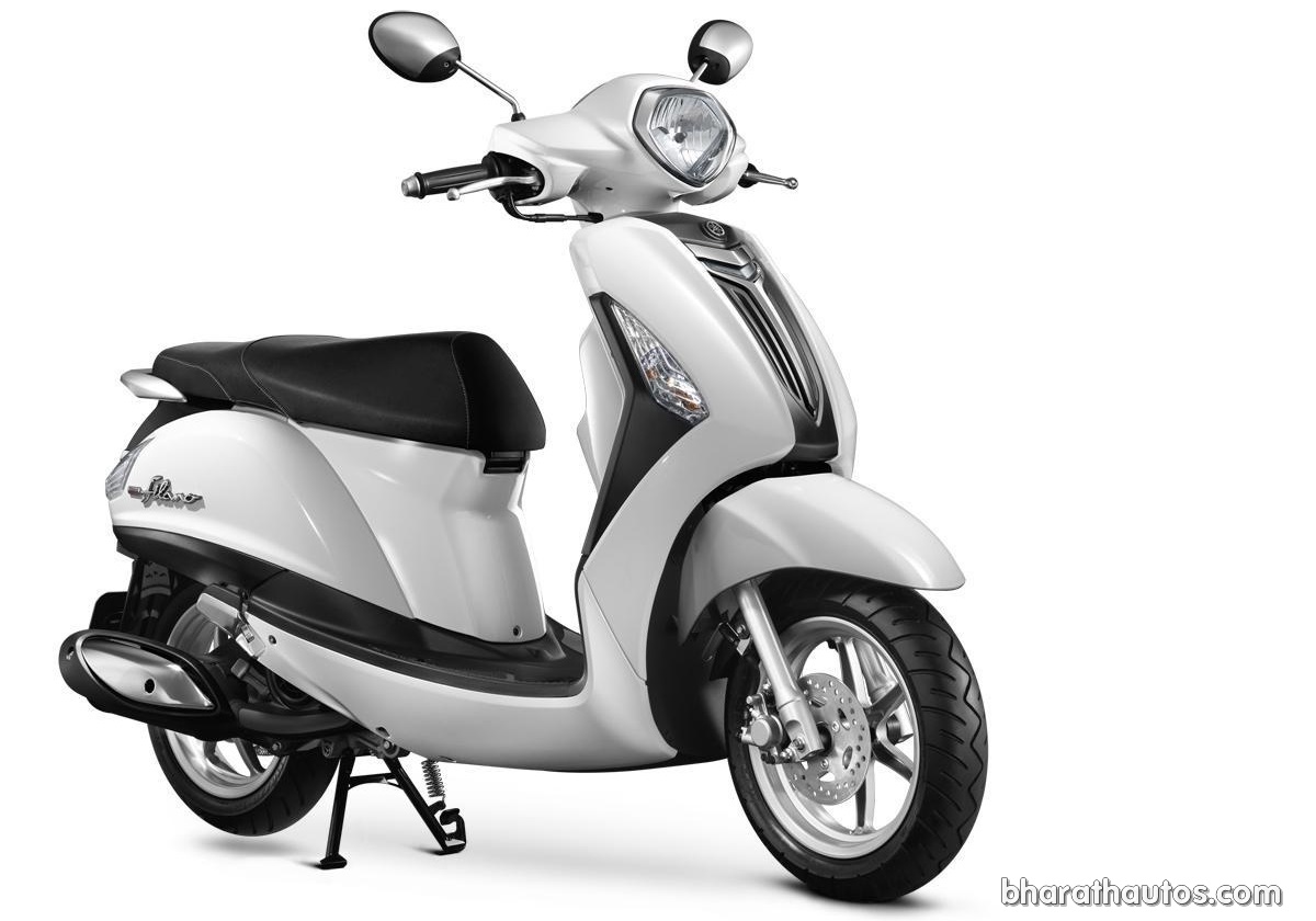  yamaha  grand  filano  nozza grande 125cc scooter front side 