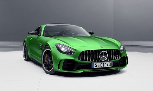 2017-mercedes-amg-gt-r-three-quarter-pictures-photos-images-snaps-gallery