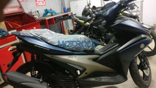 yamaha-aerox-155-maxi-scooter-spyshots-india-001