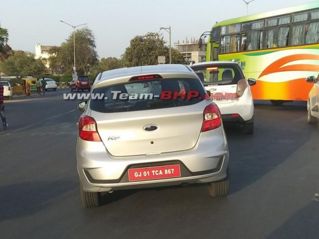 ford-figo-facelift-spyshots-india-pictures-photos-images-snaps-gallery