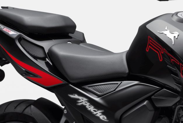 tvs-apache-rtr-200-4v-race-edition-2-0-slipper-clutch-seat-logo-emblem-pictures-photos-images-snaps-gallery