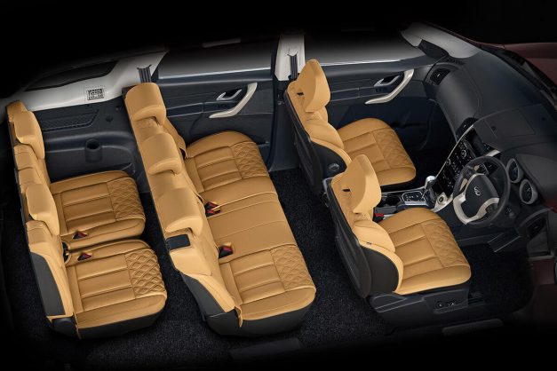 2018-new-mahindra-xuv500-facelift-cabin-inside-pictures-photos-images-snaps-gallery