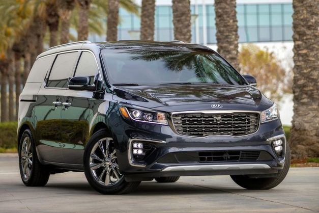 2019-kia-carnival-india-pictures-photos-images-snaps-gallery