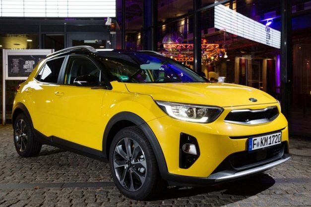 2019-kia-stonic-india-pictures-photos-images-snaps-gallery