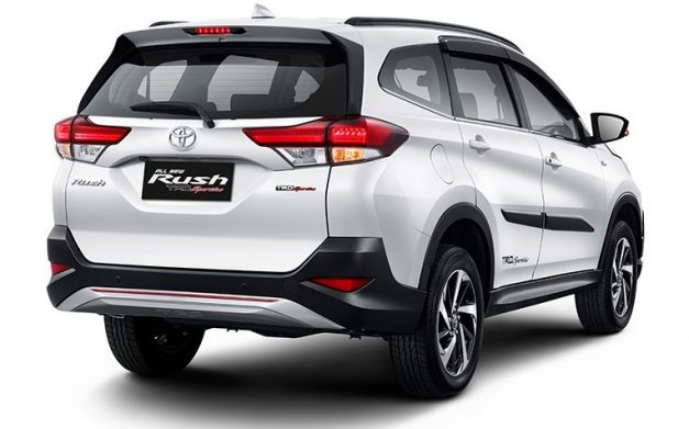 toyota-rush-suv-rear-back-india-launch-pictures-photos-images-snaps-gallery-video