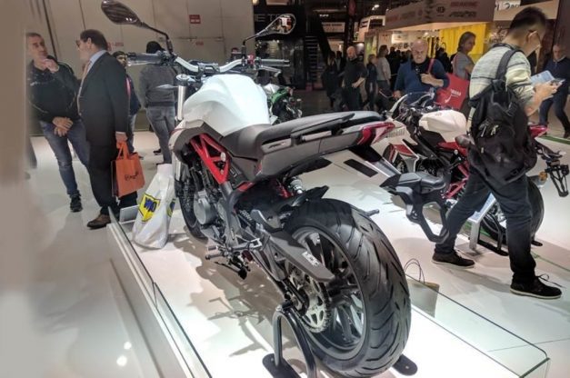 benelli-tnt302s-rear-back-india-pictures-photos-images-snaps-gallery